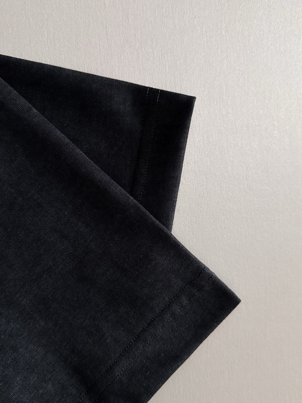 ブランドTシャツ角部分ディテール